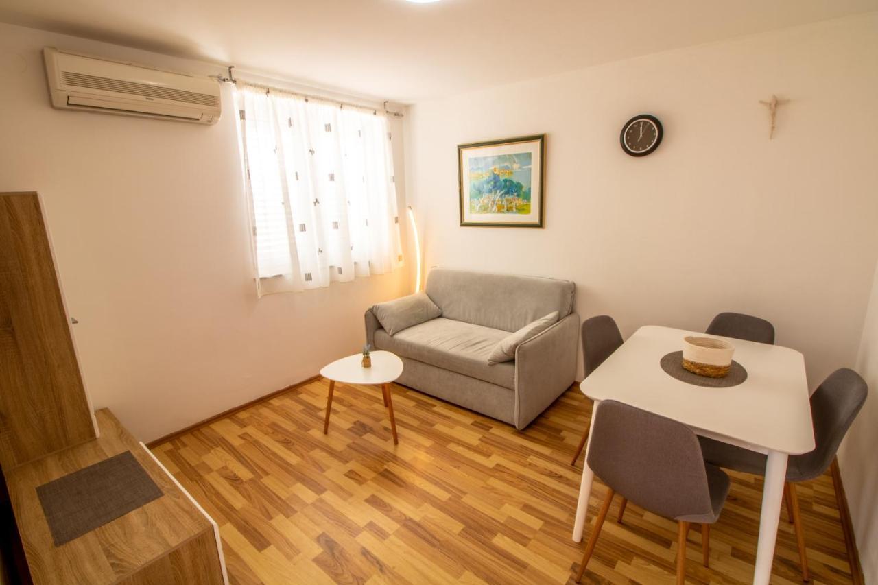 Apartment Damir With Balcony In Quiet Area Башка Экстерьер фото